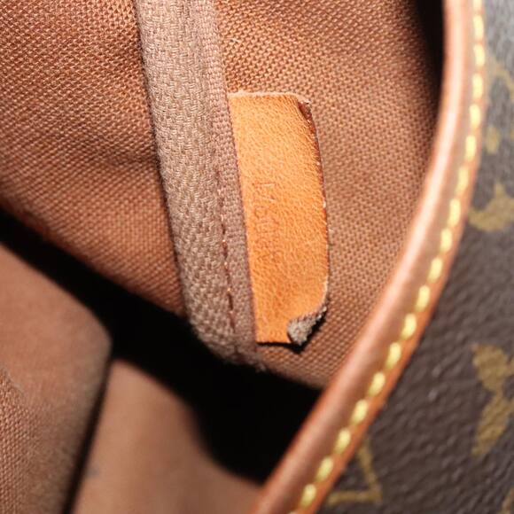LOUIS VUITTON Monogram Saumur 35 Shoulder Bag M42254 - Picture 12 of 16